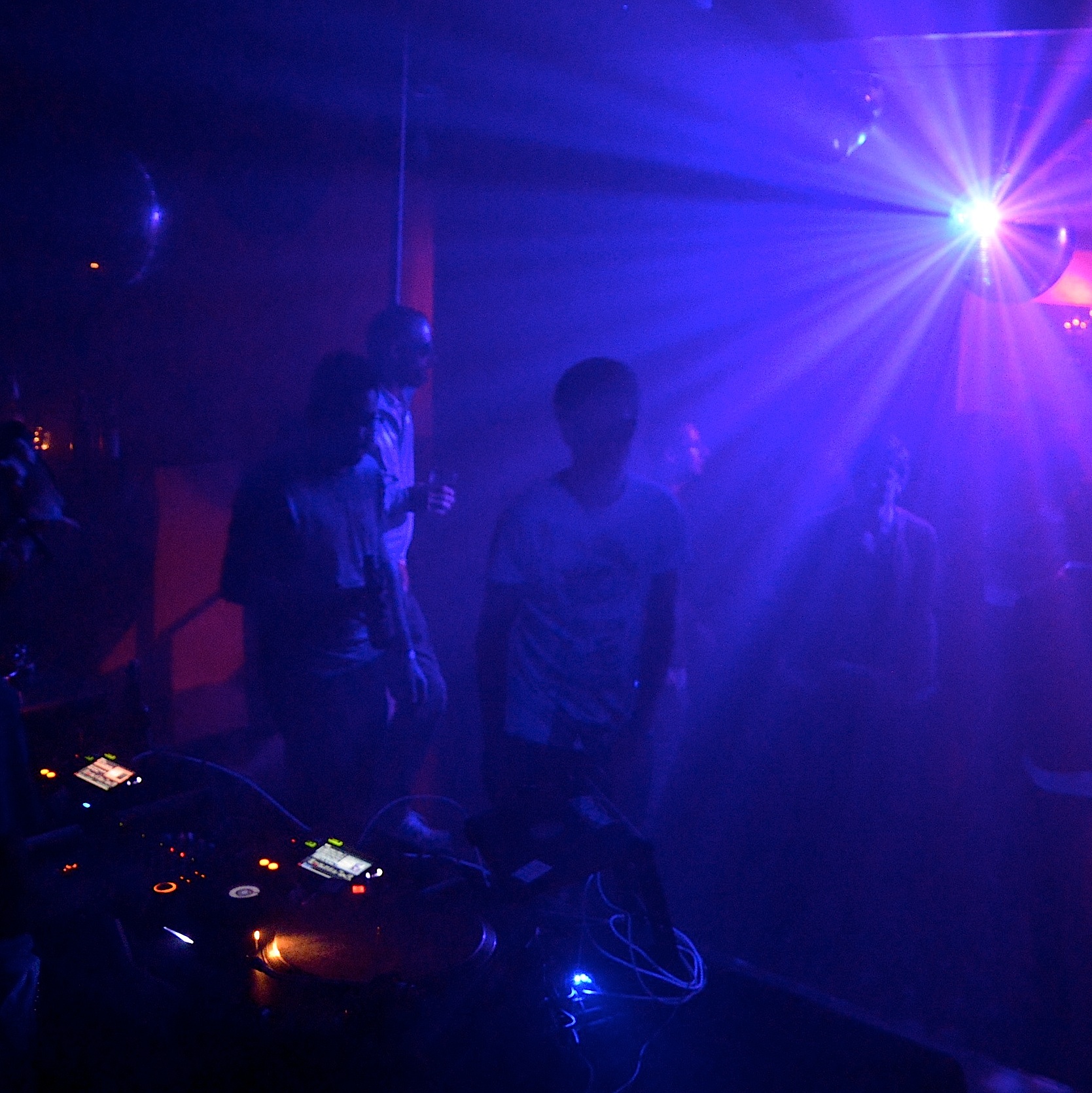 KnackigundBassig0814 3