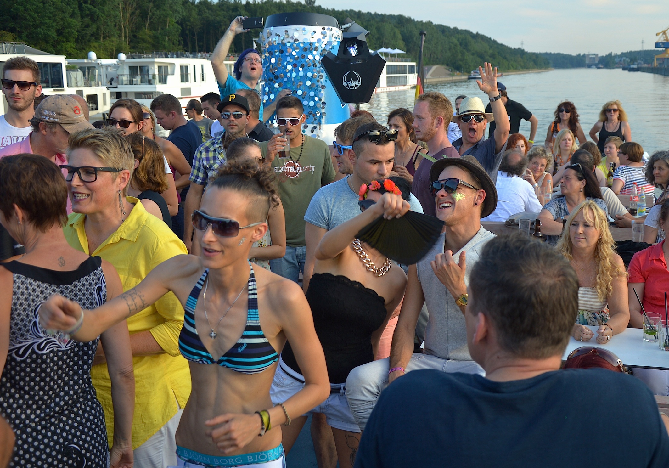 Partybootstour0714 16