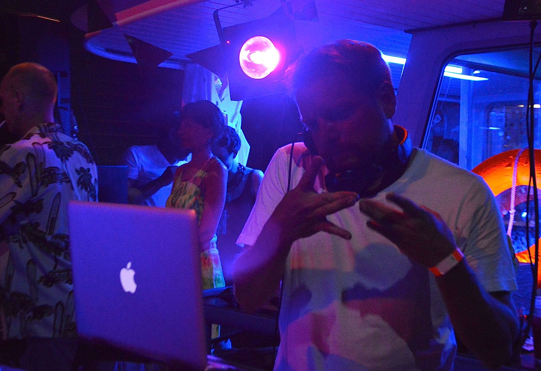 Partybootstour0714 66