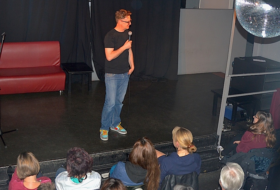 Comedy Happy Hour0217 4